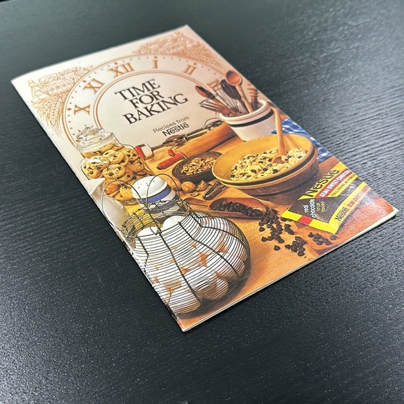 Vintage Nestle Baking Cookbook - Picture 6 of 6